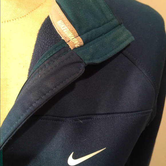 Nike warm thin shirt - Picture 2 of 2